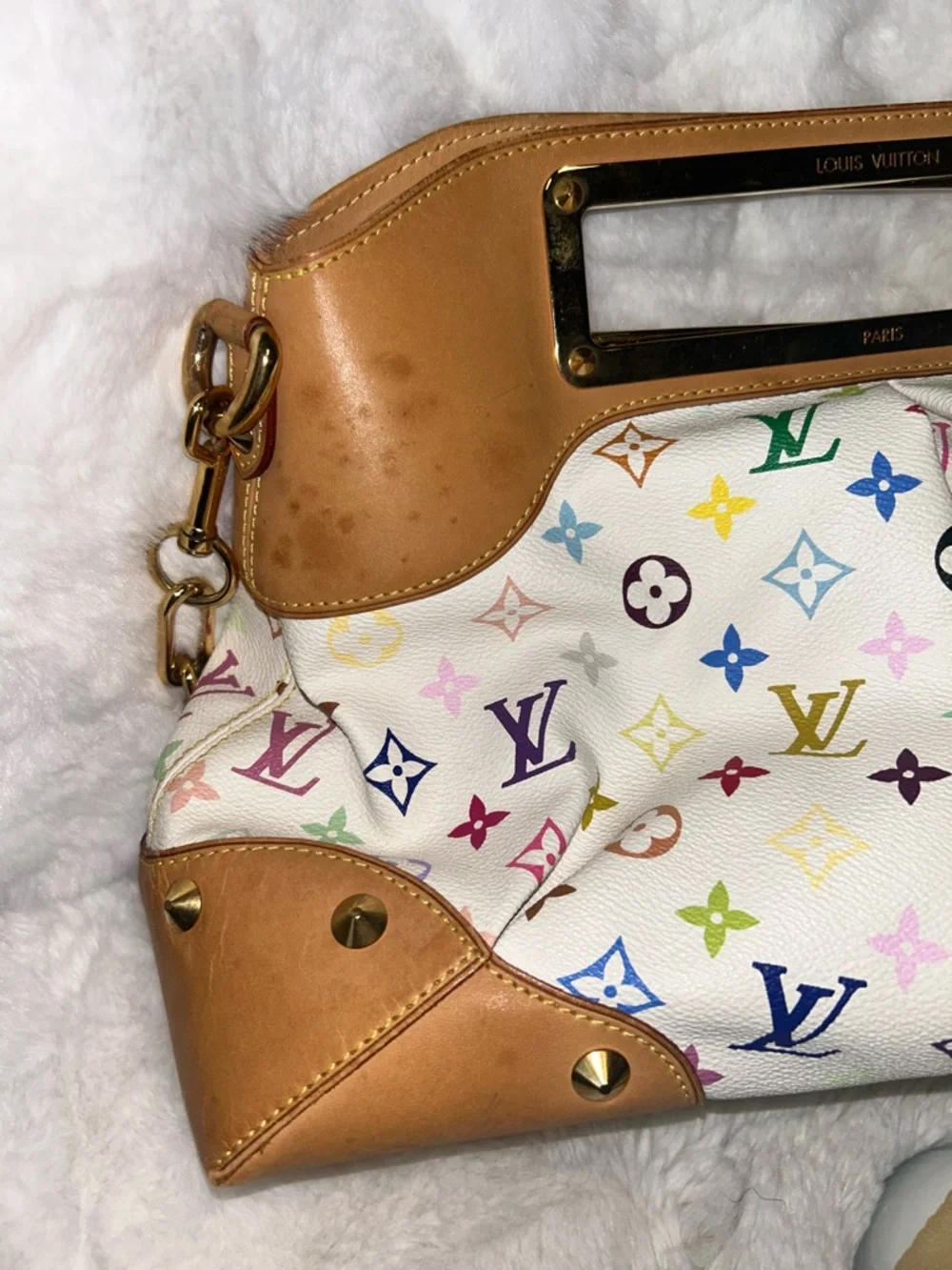 Louis Vuitton 🖤good highly